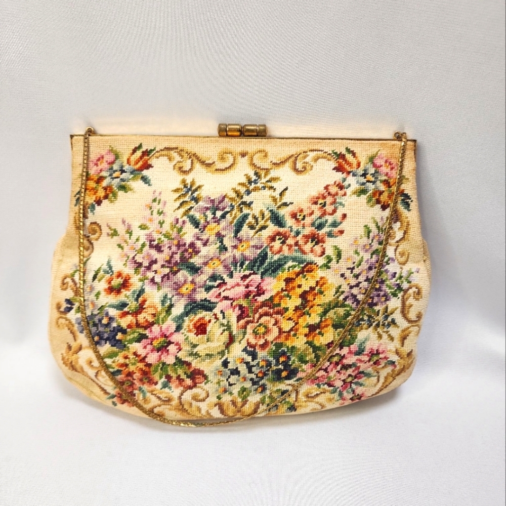 Floral Tapestry Handbag - Picture 4 of 14